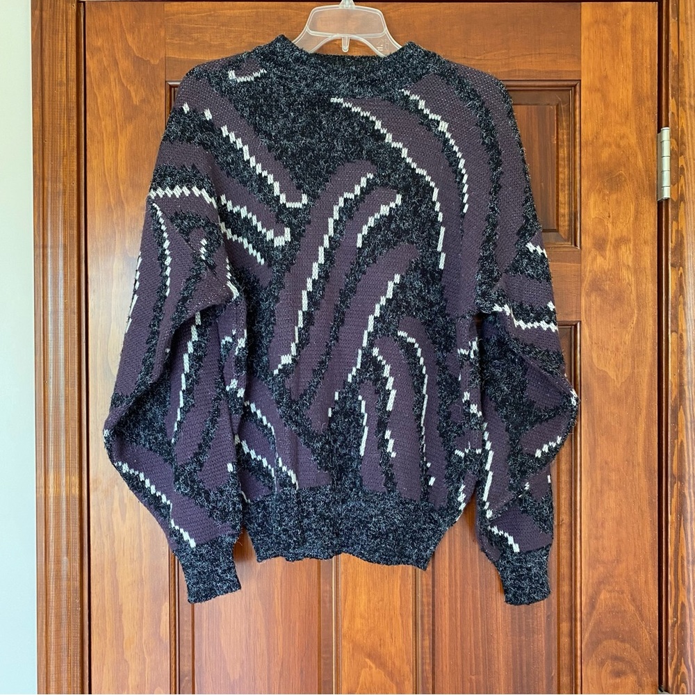 Vintage M Santana sweater artsy retro black white gray purple vtg